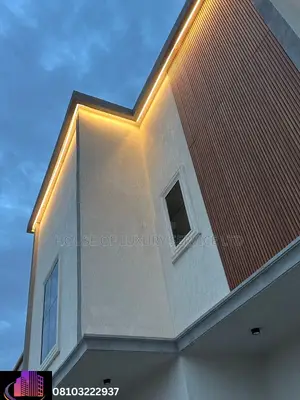 Luxury Exterior Profile Lighting Setup