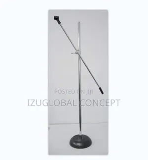 Roundbase Iron Microphone Stand