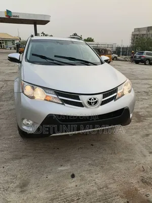 Toyota RAV4 LE 4dr SUV (2.5L 4cyl 6A) 2014 Silver
