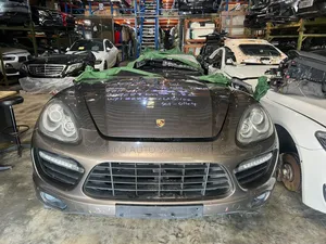 Complete Front Court Porsche Cayenne 2013