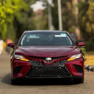 Toyota Camry XSE FWD (2.5L 4cyl 8AM) 2018 Burgundy
