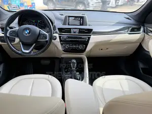 BMW X1 xDrive28i AWD 2017 White