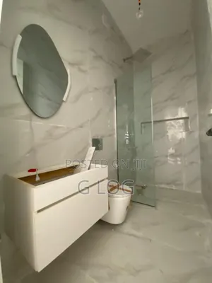 Mini Flat in Lekki Right for sale