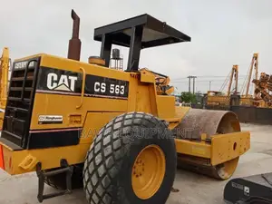 1991 Cat Cs563 Smooth Drum Roller, 84" Drum, 23.1-26 Tires, 4009 HRS