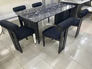 High Quality 6 Seater Dining Table