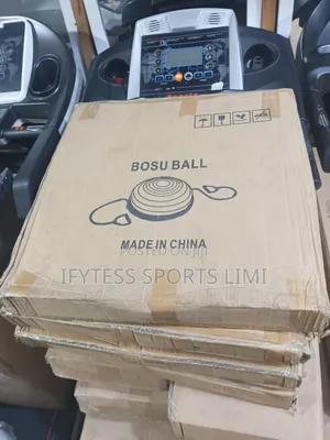 Bosu Ball With Resistance Rope