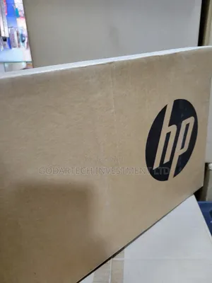 New Laptop HP 240 8GB Intel Core i3 HDD 1T