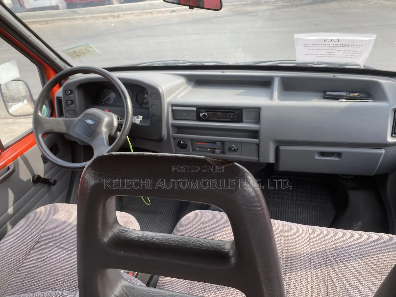 Ford Transit 2004 Orange