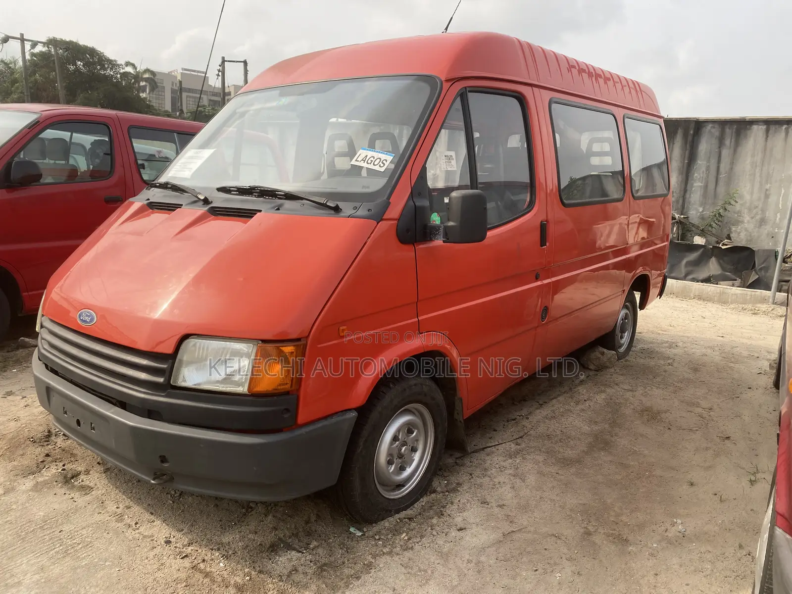 Ford Transit 2004 Orange