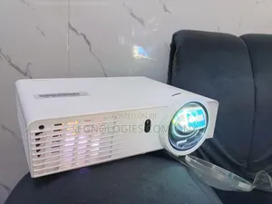 Smart V30 Dlp Projector Short Throw 3000 Ansi Lumens Projector