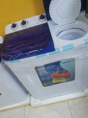 The Straightforward Polystar 10kg Twin Tub Washer.