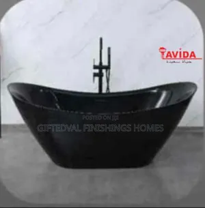 High-Quality Black and White Acrylic Bathtub