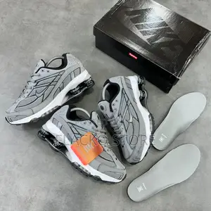 Original Supreme X Nike Shox 2 Ride Grey Sneakers
