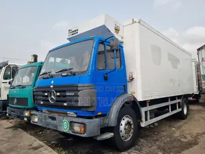 Mercedes Benz 1820 Refrigerator Truck