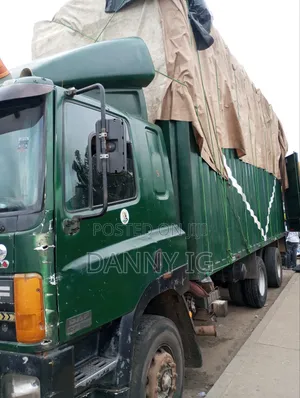 We Provide Trucking and Cargo Lorry for Your Goods in West Africa.