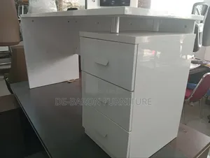 Office White Executive Table 1.4miter