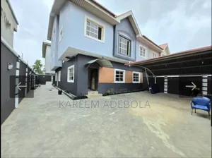 5bdrm Duplex in Parkview Estate for rent