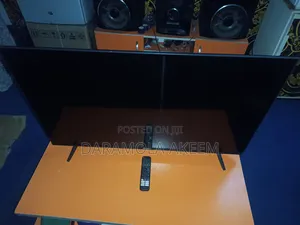 Hisense Smart TV 43 Inches
