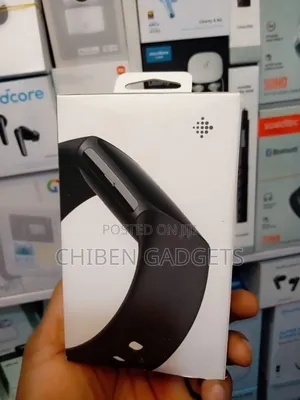 Fitbit Charge 6 Fitness Tracker With Google App, Heart Rate on Experi