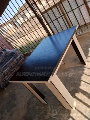 4 Chairs Dinning Set