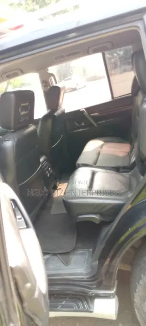 Mitsubishi Pajero 2008 Black