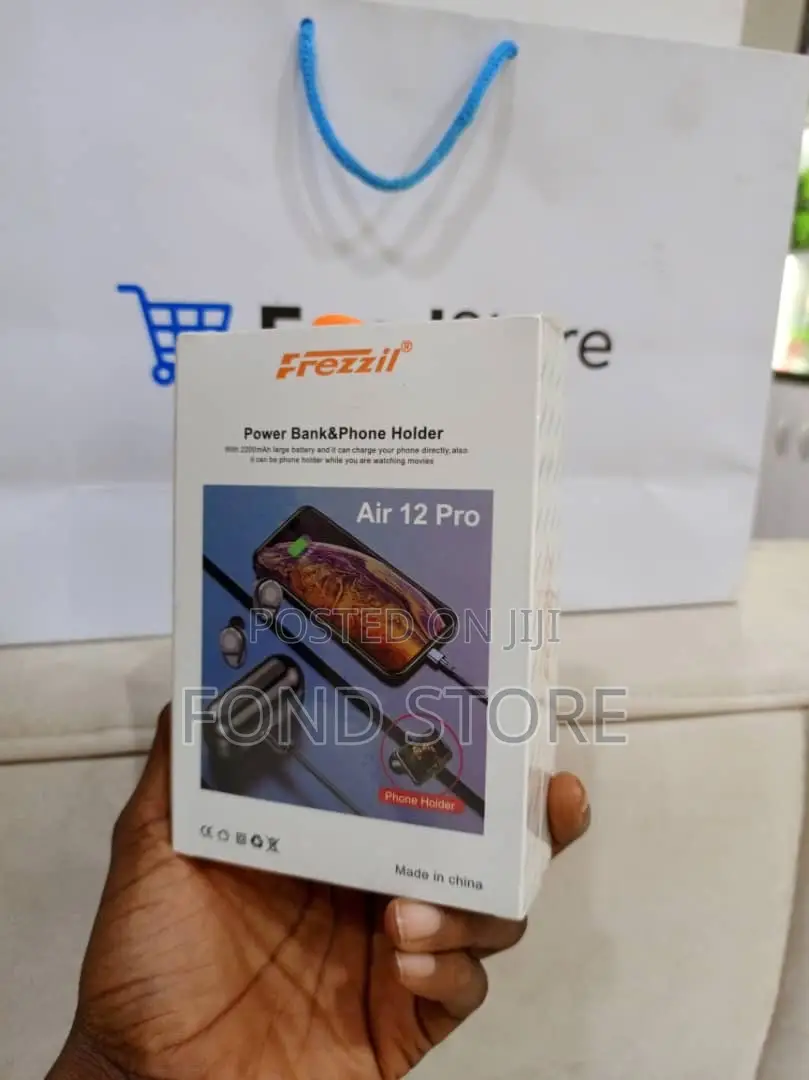 Fezzil Pro 2 Earbudscolor: White