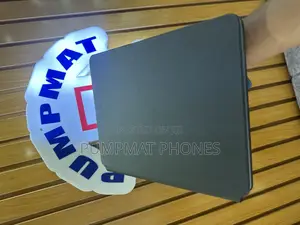 Apple iPad Pro (2022) 256 GB Gray