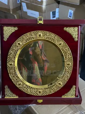 Wooden Box Awards, Available