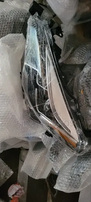 Headlamp Corolla 2017 - 2018 Model