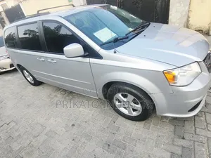 Dodge Caravan for Car Hire/ Long Term and Short Term Lease