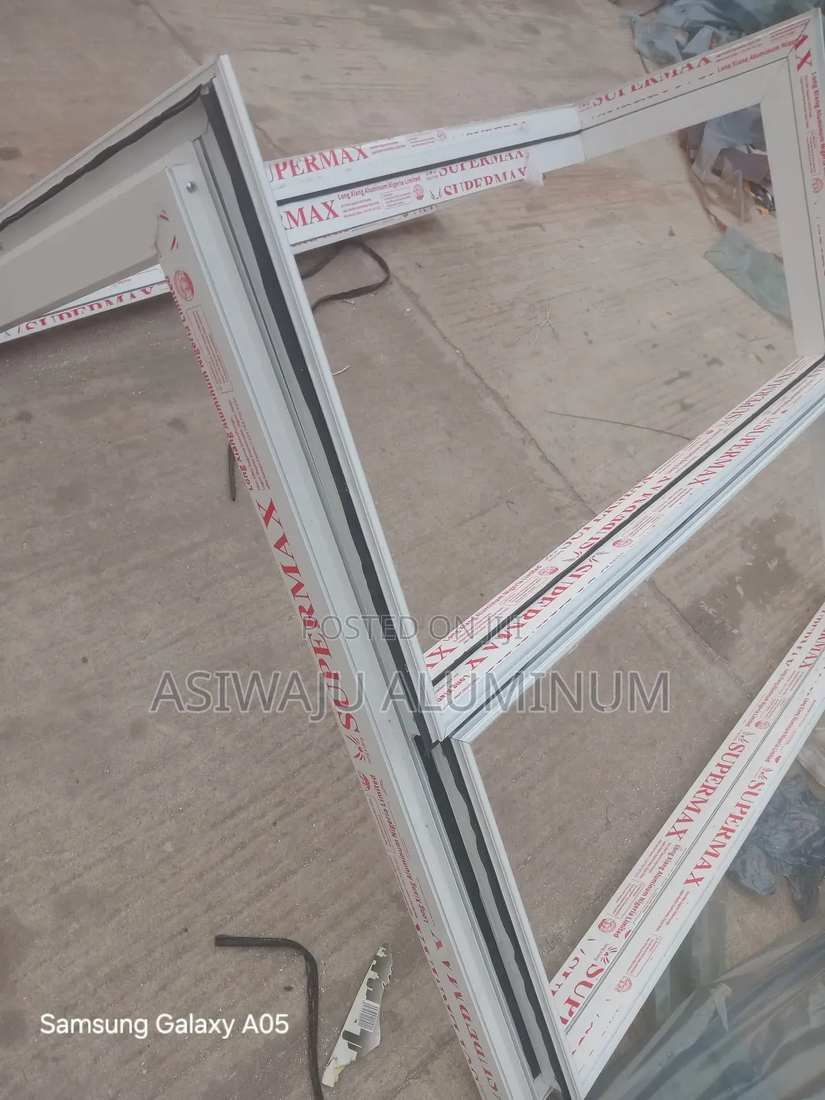 Transome Framless Frame