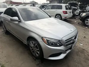 Mercedes-Benz C300 Luxury 4matic Sedan AWD (2.0L 4cyl 7A) 2017 Silver