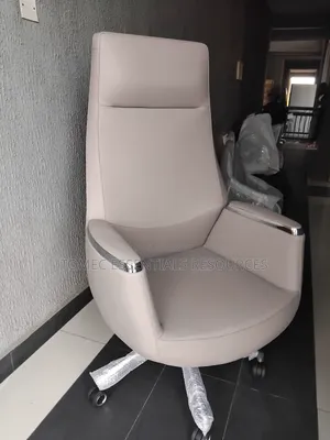 Imported Quality Executive Office Swivel And Reclining Chair