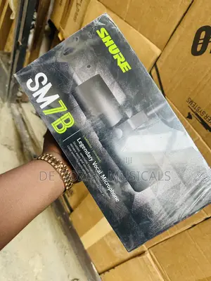 Shure Sm7b Studio Microphone
