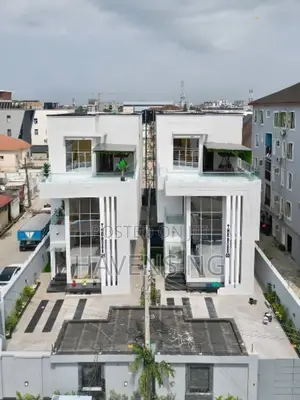 5bdrm Duplex in Lekki Phase 1 for sale