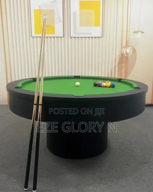 Newly Imported Round Pool Table With the Accessories