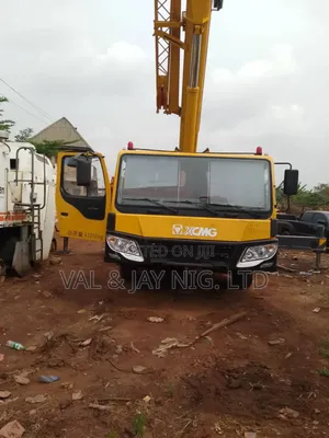 70 Tons XCMG Qy70 All Terrain Motor Crane - Foreign Use