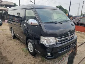 Toyota HiAce 2012 Black