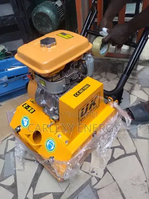 C90 Plate Compactor Machine