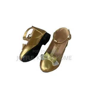Stylish Girls Small Wedge Shoe-Gold and Black