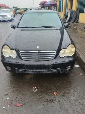Mercedes-Benz 190 2006 Black