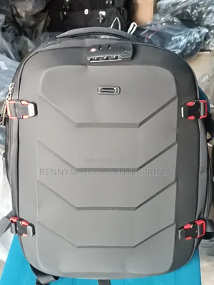 Sennsamite Quality Hardbody Backpack and Laptop Bag Wit Antitheft Lock