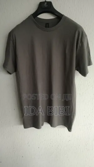 Gildan Heavy Cotton T-Shirt