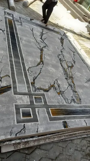 Center Carpet