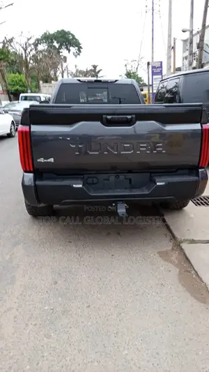 Toyota Tundra Platinum CrewMax 6.5' Bed 2023 Black