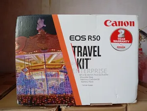 Canon Eos R50 Travel Kit