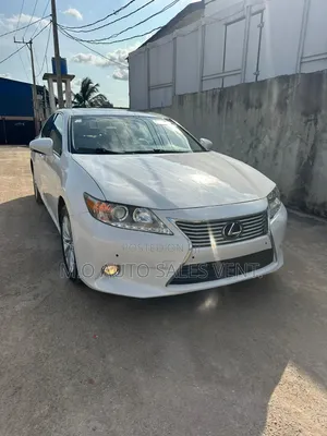 Lexus ES 350 FWD 2014 White