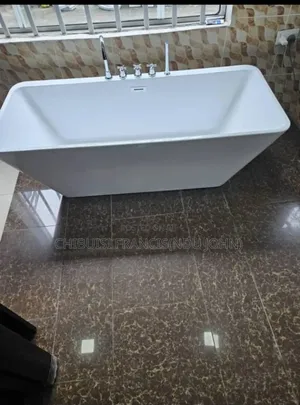 Premium Bath Tub