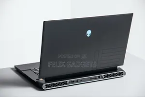 Laptop Dell Allienware M18 R1 16GB Intel Core I9 SSD 1T