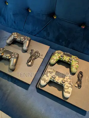 Very Clean Used Playstation 4 — Fat (Fc25 Package + 6 Other Games)